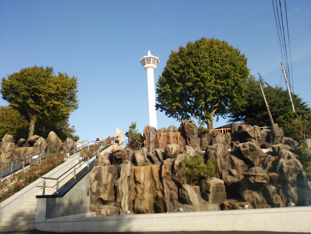 南浦洞側のエスカレーターを昇ったところの風景